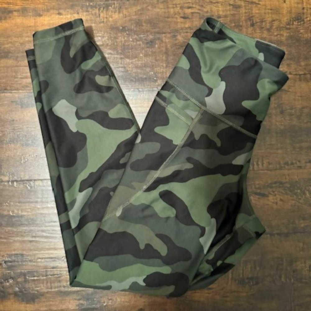 camo leggings